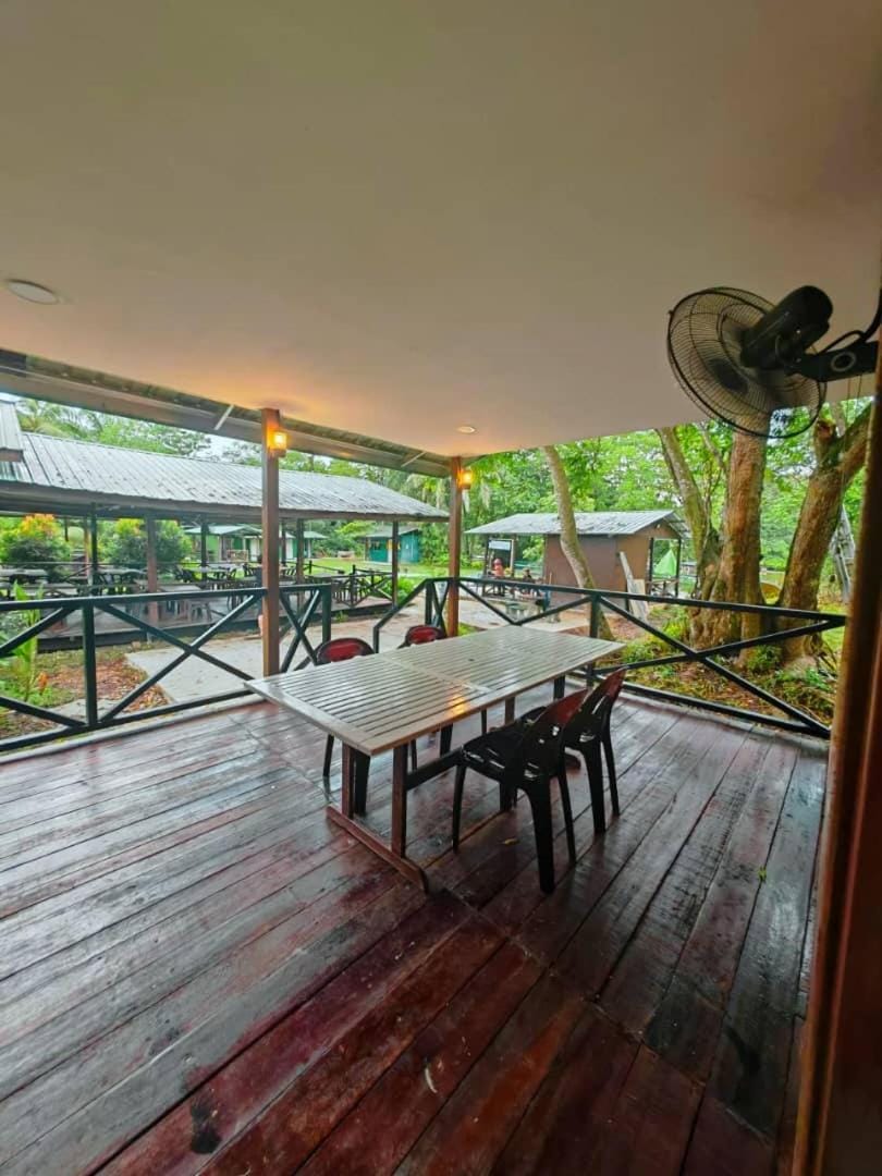 View (from property/room), Balcony/Terrace, Seating area