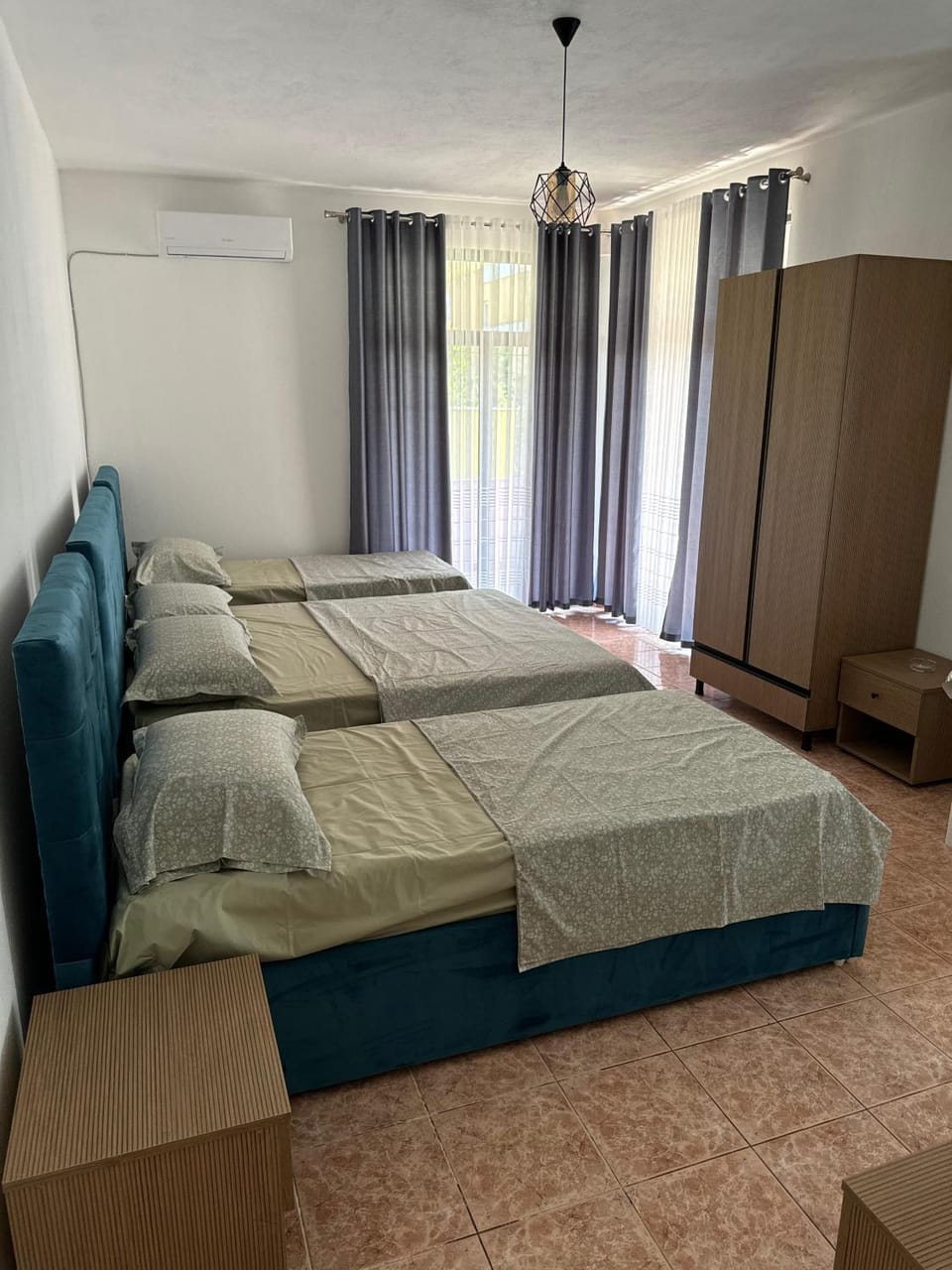 Bedroom, wardrobe
