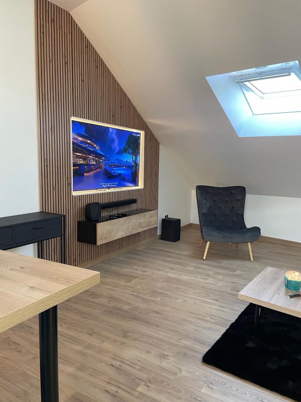 Communal lounge/ TV room
