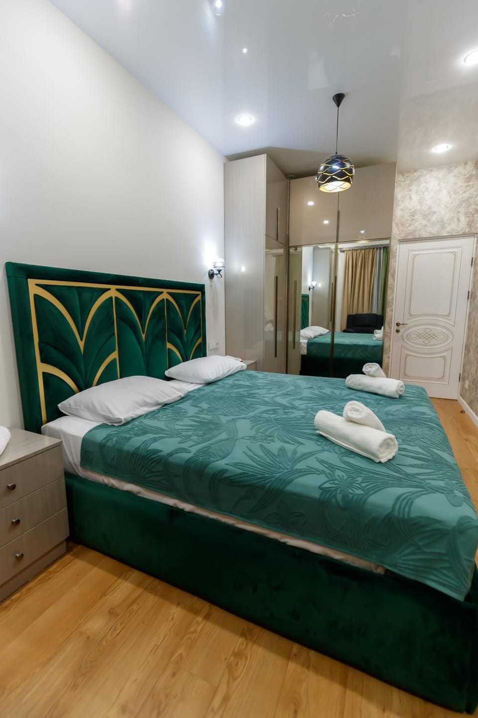 Bed, Photo of the whole room, Bedroom, towels, wardrobe