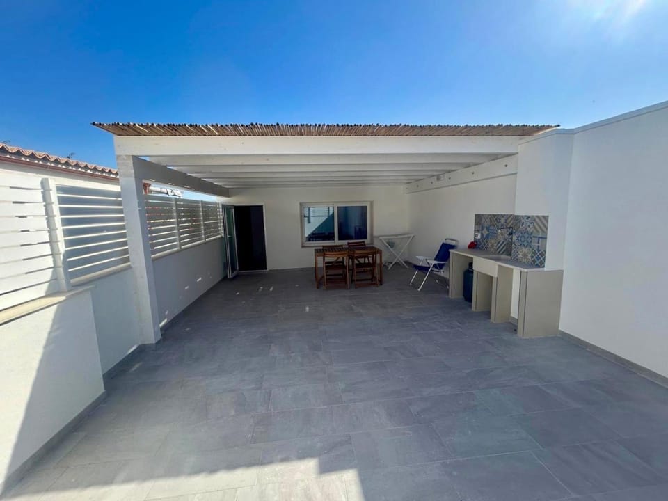 Dieci passi dal mare House in Sicily