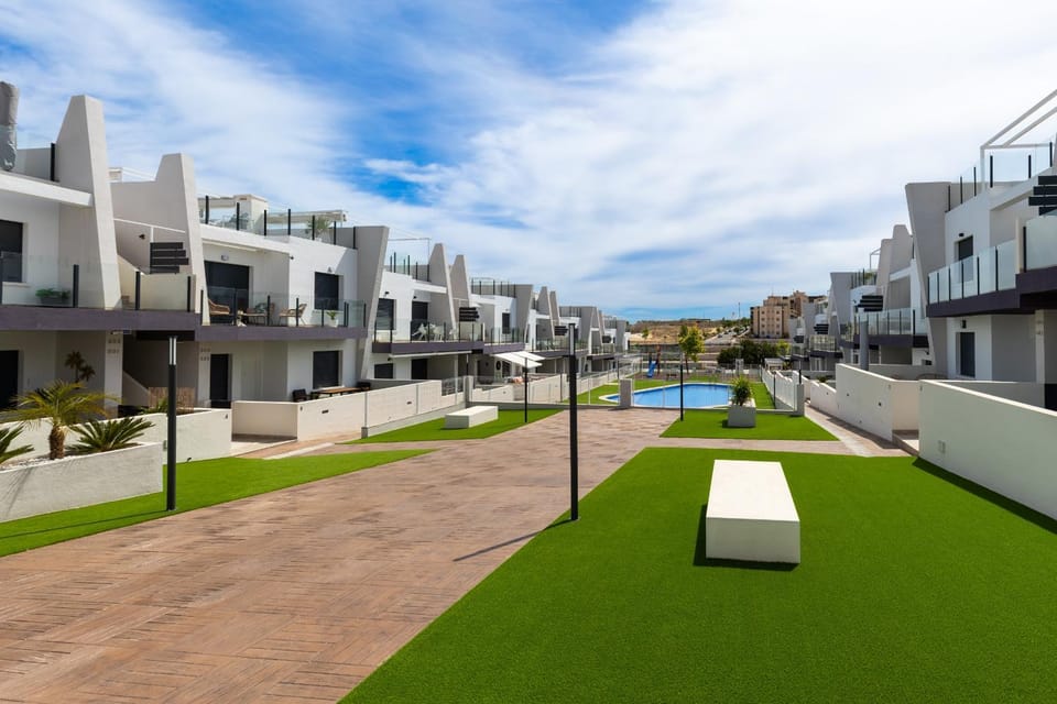 Magnolia - Luxury Apartment with Rooftop & Pool Apartment in Vega Baja del Segura