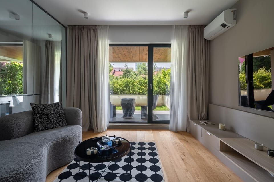 Living room, air conditioner