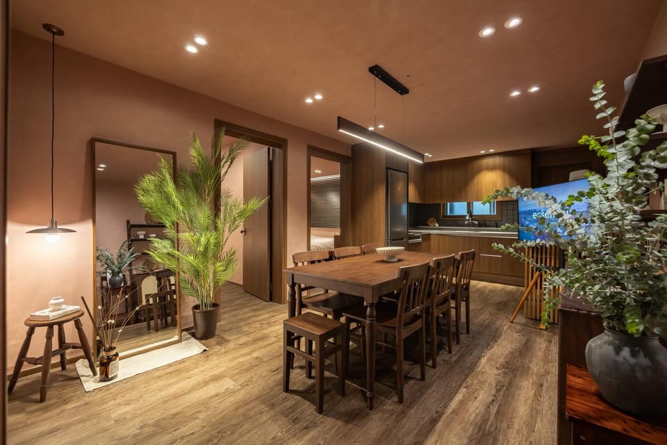 Kitchen or kitchenette, Dining area, Internal: Not applicable to any particular room