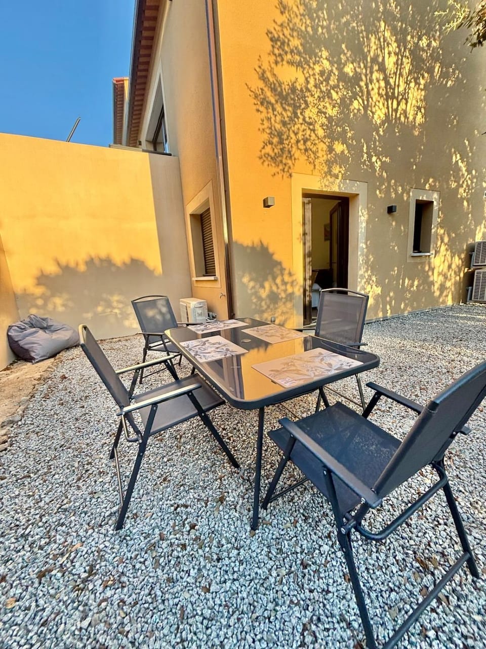 Rez-de-jardin à 5 minutes de la mer Apartment in Corsica