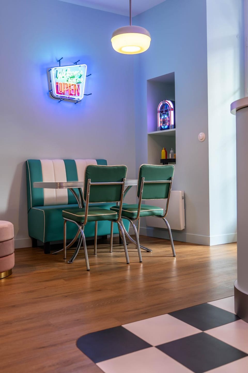 la Diner Room Apartment in Pau