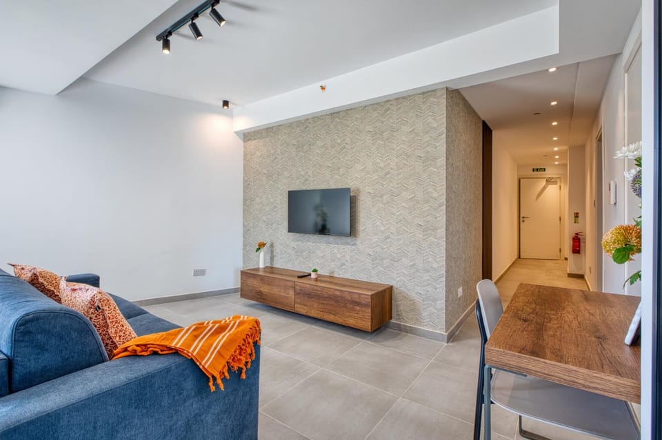 Bed, TV and multimedia, Living room, Bedroom