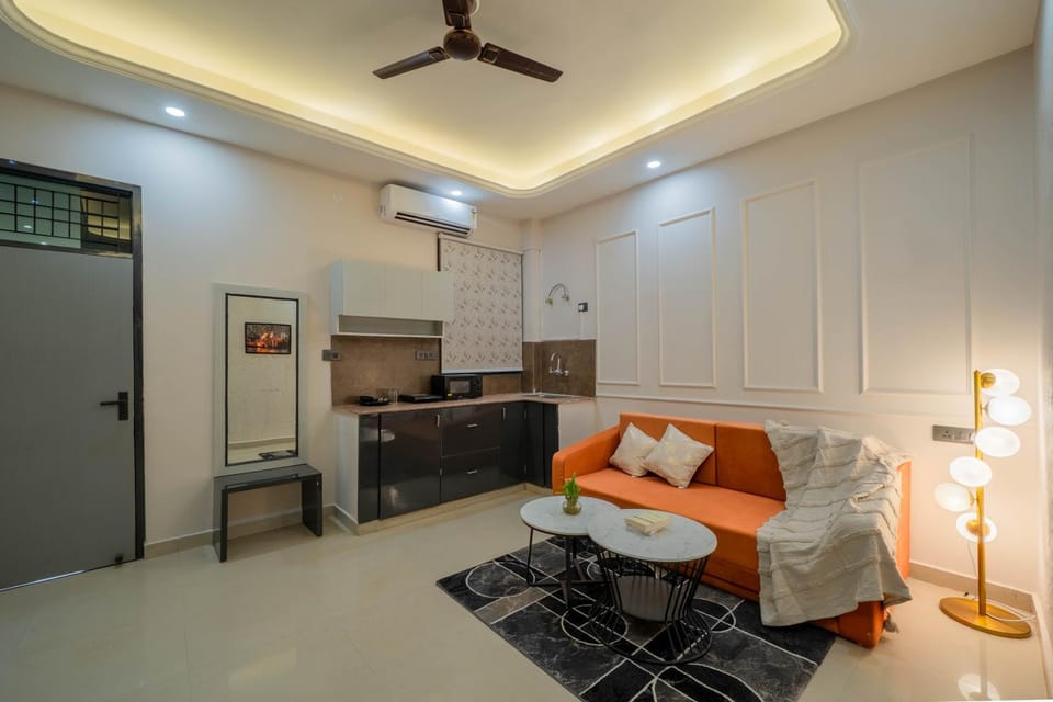 Living room, kitchen