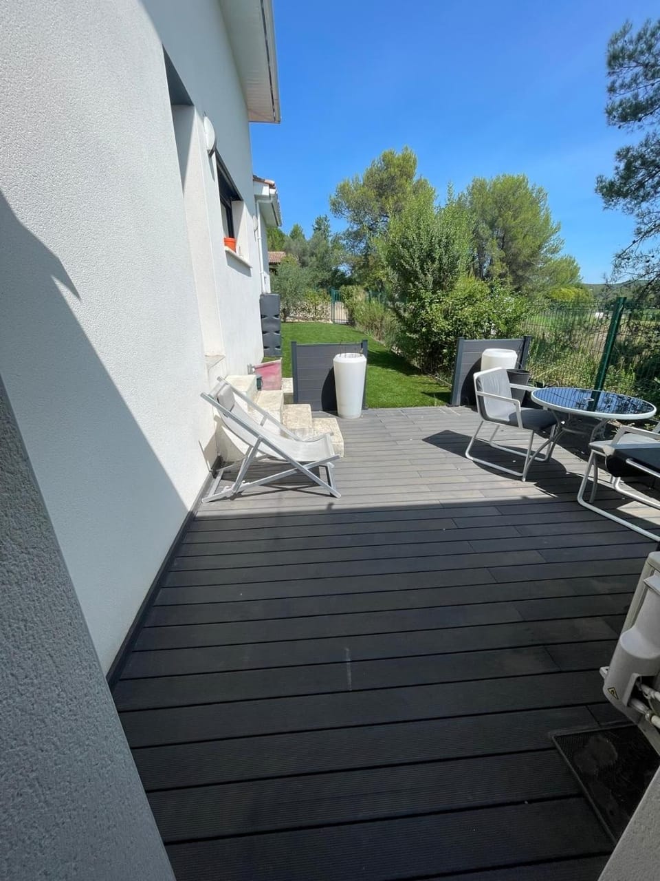 Equipped Studio, 2 hours per day acces to a private swinmming pool Apartment in Occitanie