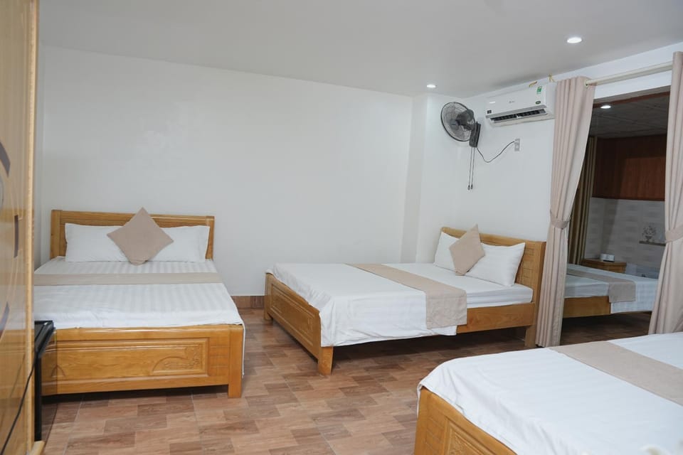 CATBA PANDORA Hotel & Travel Hotel in Laos