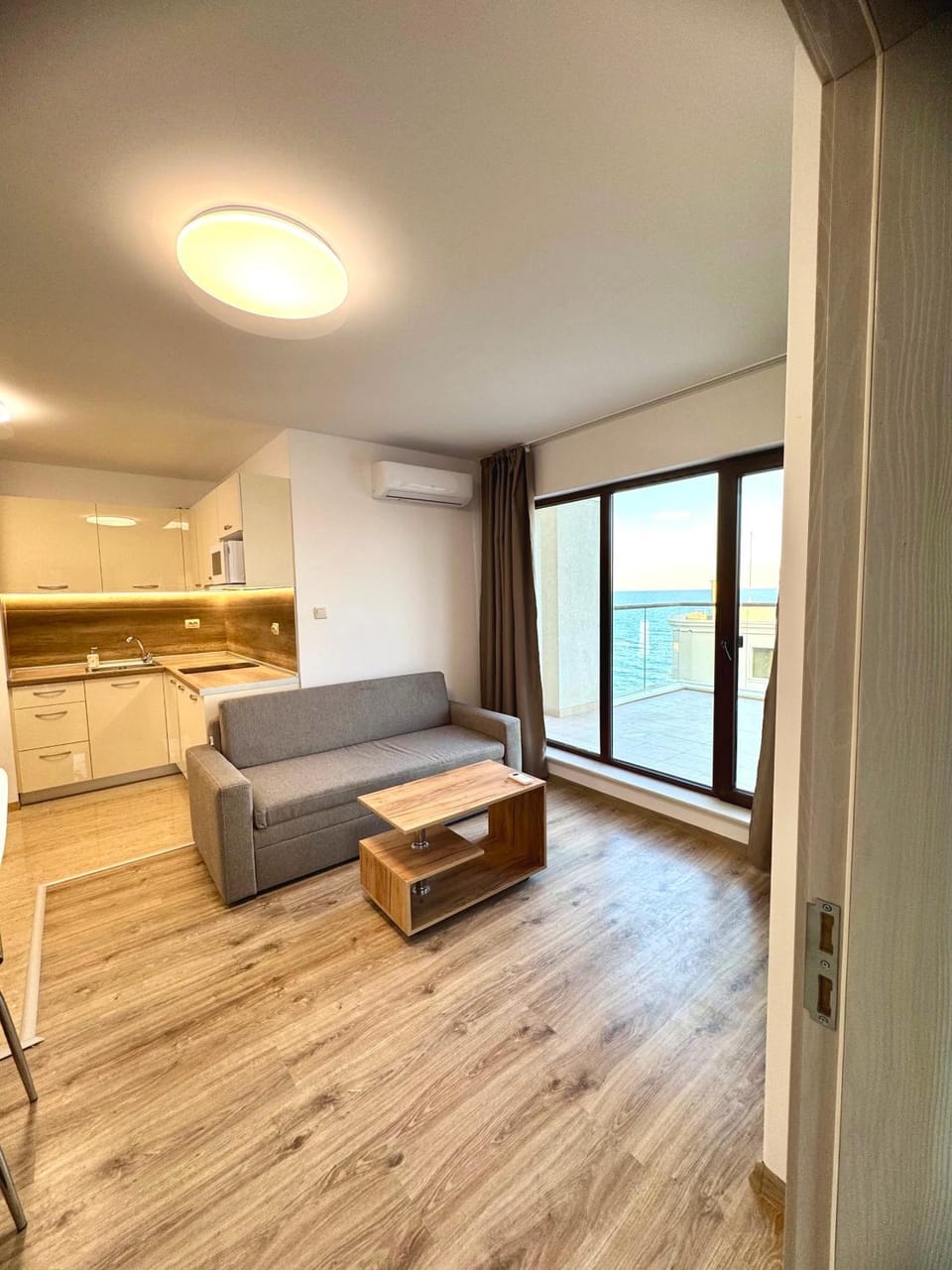 Kitchen or kitchenette, Living room, Seating area