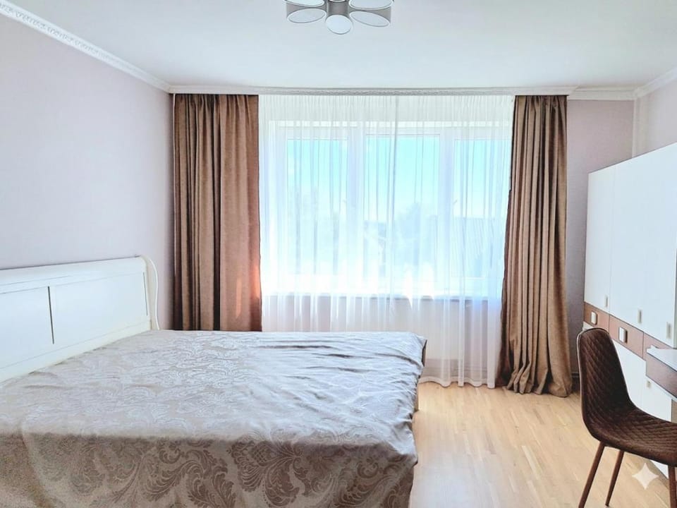Bed, TV and multimedia, Photo of the whole room, Bedroom, wardrobe