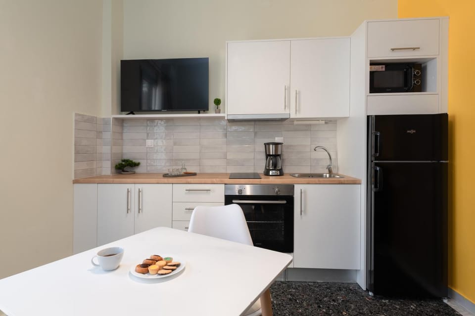 Kitchen or kitchenette, Dining area, oven, stove, kitchen