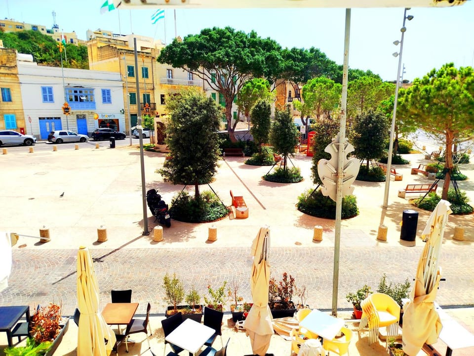 Seafront 1 bedroom Maisonette Apartment in Malta