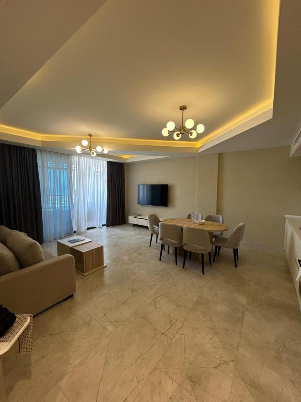 TV and multimedia, Living room, Dining area