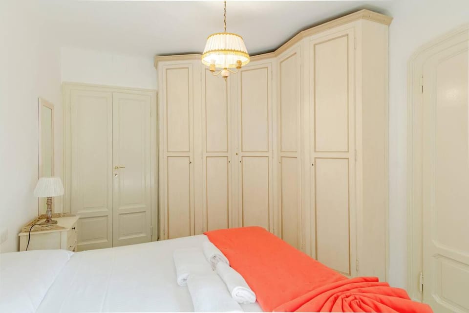 Bedroom, locker, wardrobe, air conditioner
