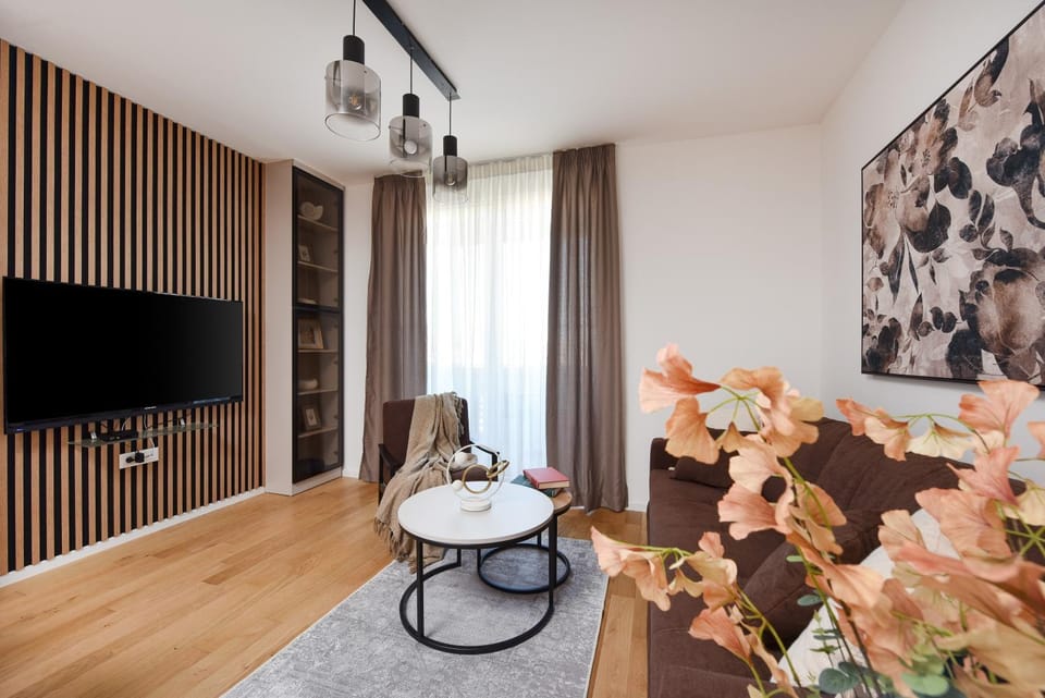 Communal lounge/ TV room, TV and multimedia, Living room, Seating area