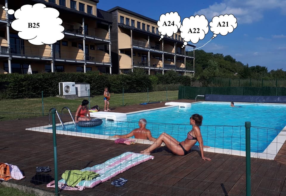 Swimming pool, Swimming pool