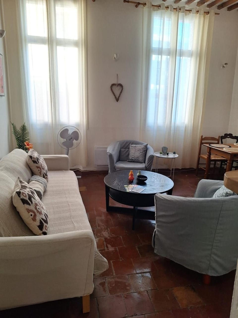 Appartement cosy Le Cézanne centre historique 2 chambres 4 personnes Apartment in Aix-en-Provence