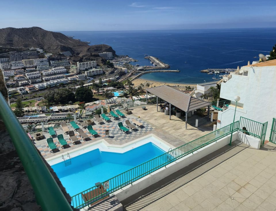 View (from property/room), Pool view