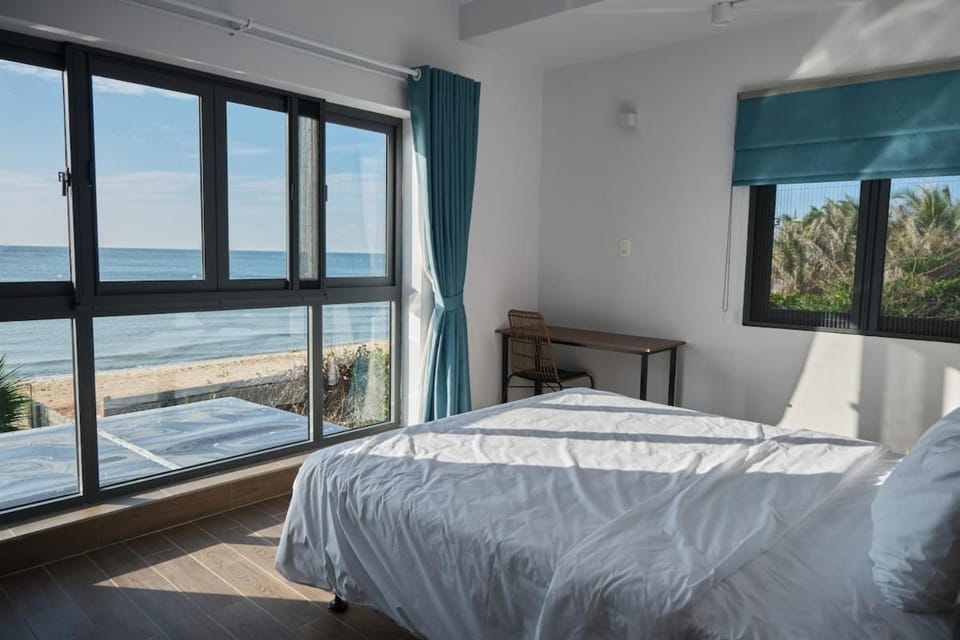 Natural landscape, Bedroom, Sea view