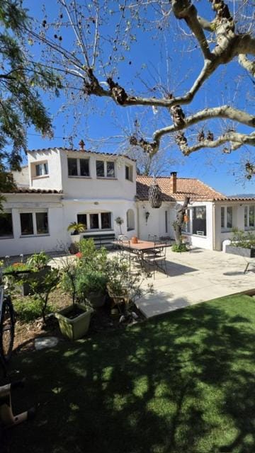 Property building, Garden