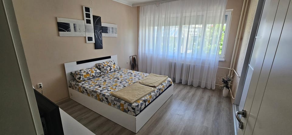 Bed, Bedroom, wardrobe