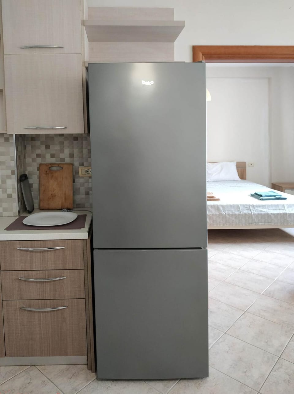 Comfortable beach apartment Apartment in Tirana County, Albania
