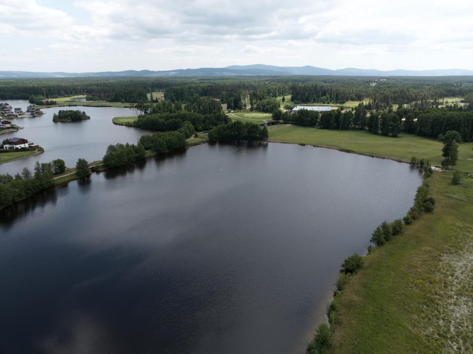Nearby landmark, Lake view