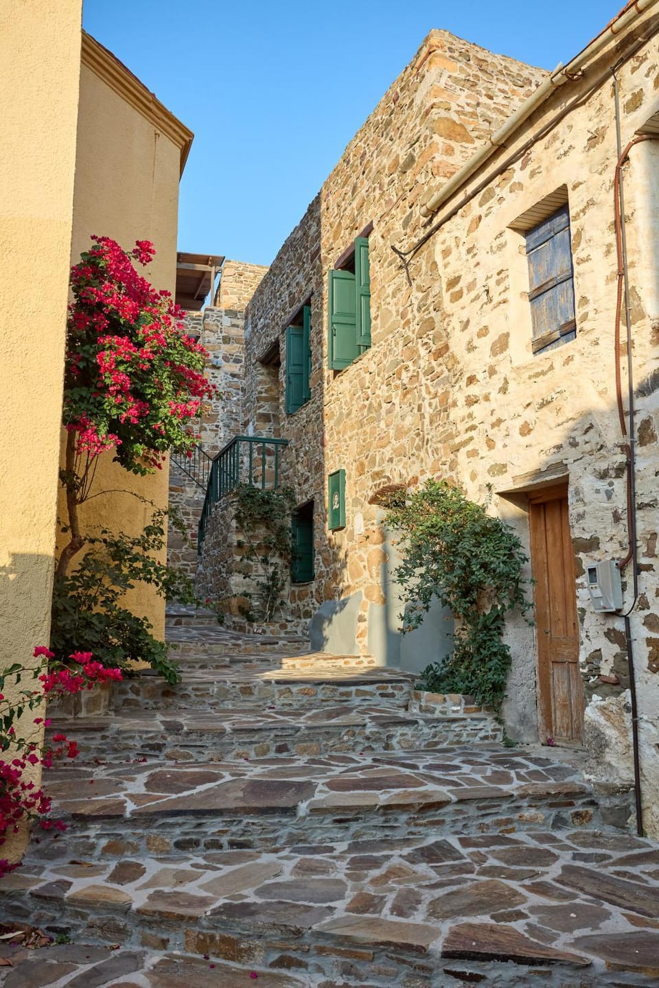 Property building, Day