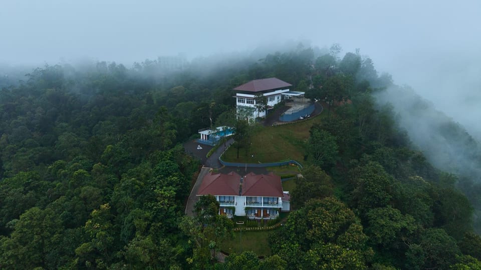 Property building, View (from property/room)