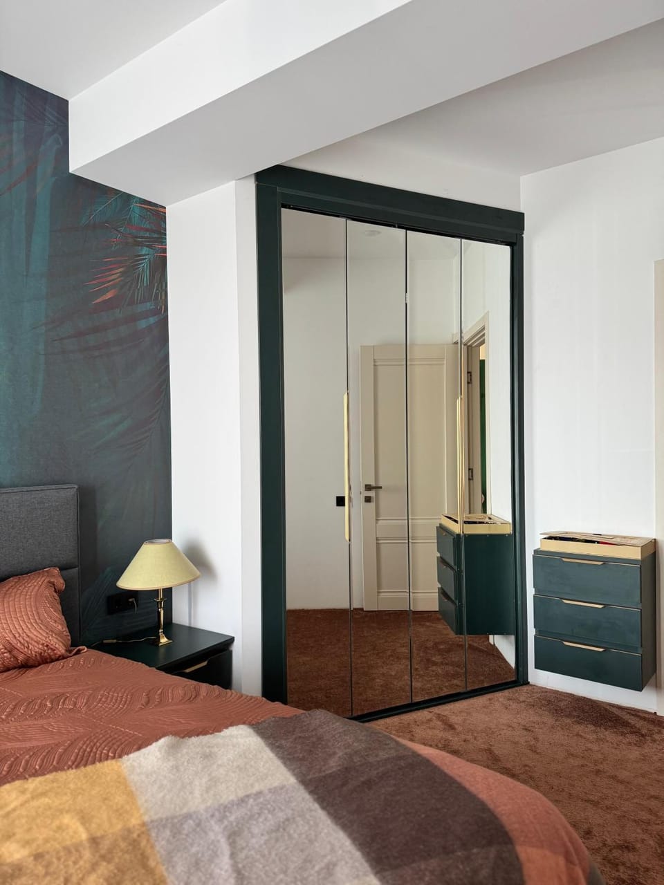 Bedroom, wardrobe