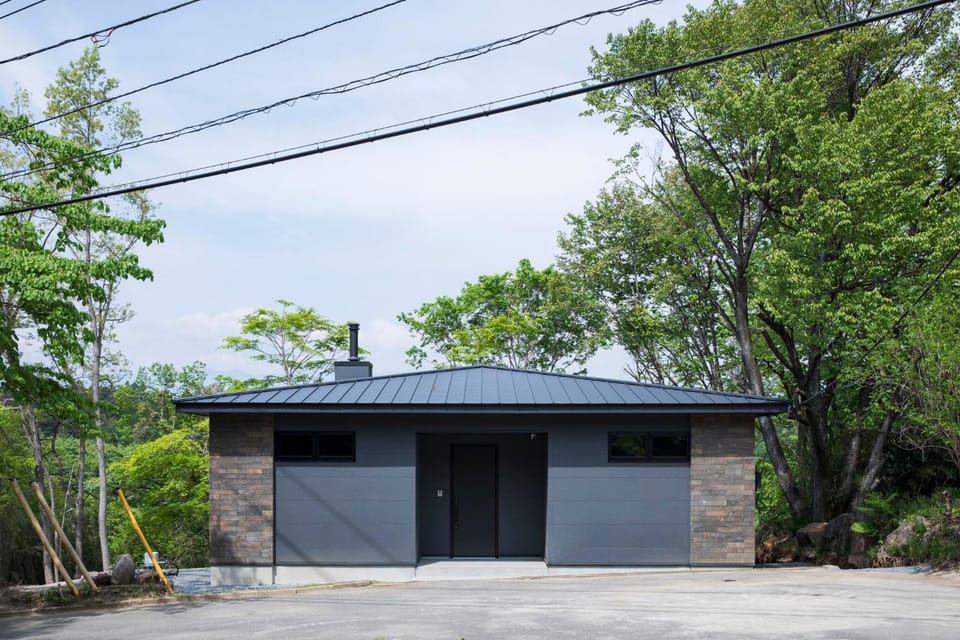 Property building, Spring, Day