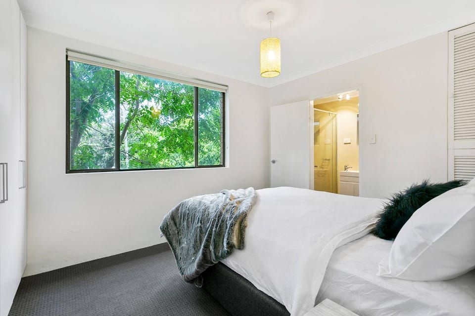 Bathroom, Photo of the whole room, Bedroom