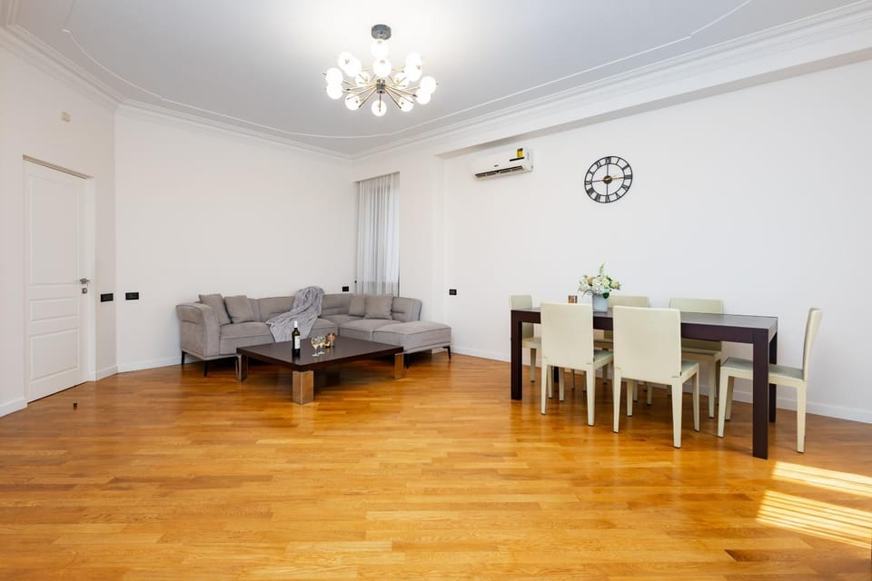 Sayat Nova street, 2 bedrooms Euro Renovated & Comfy apart SN290 Apartment in Yerevan