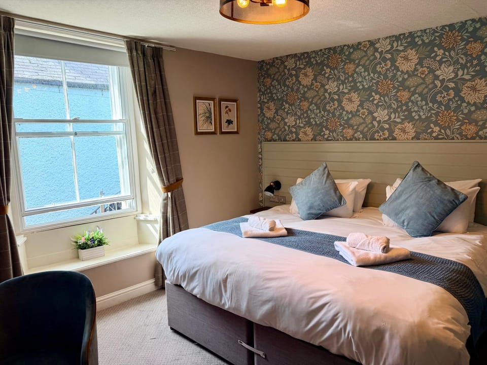 The Queen's Head Hotel in Alnwick
