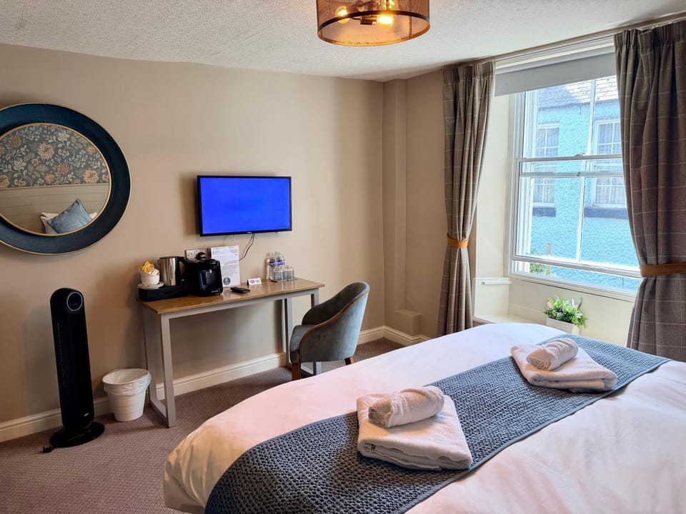 The Queen's Head Hotel in Alnwick