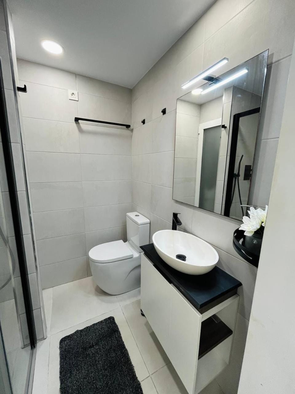 Shower, Toilet, Bathroom