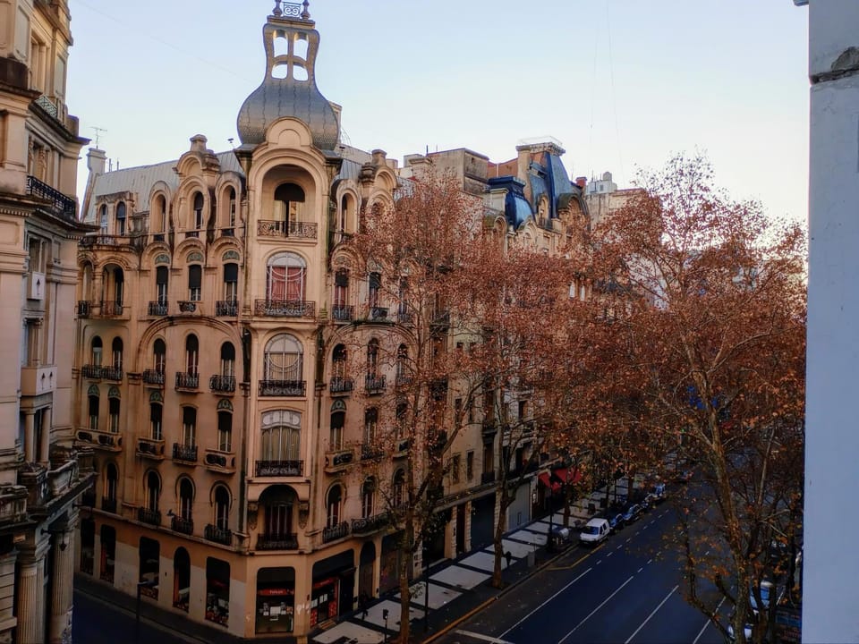 BUENOS AIRES SOLEADO y CENTRAL Apartment in Buenos Aires