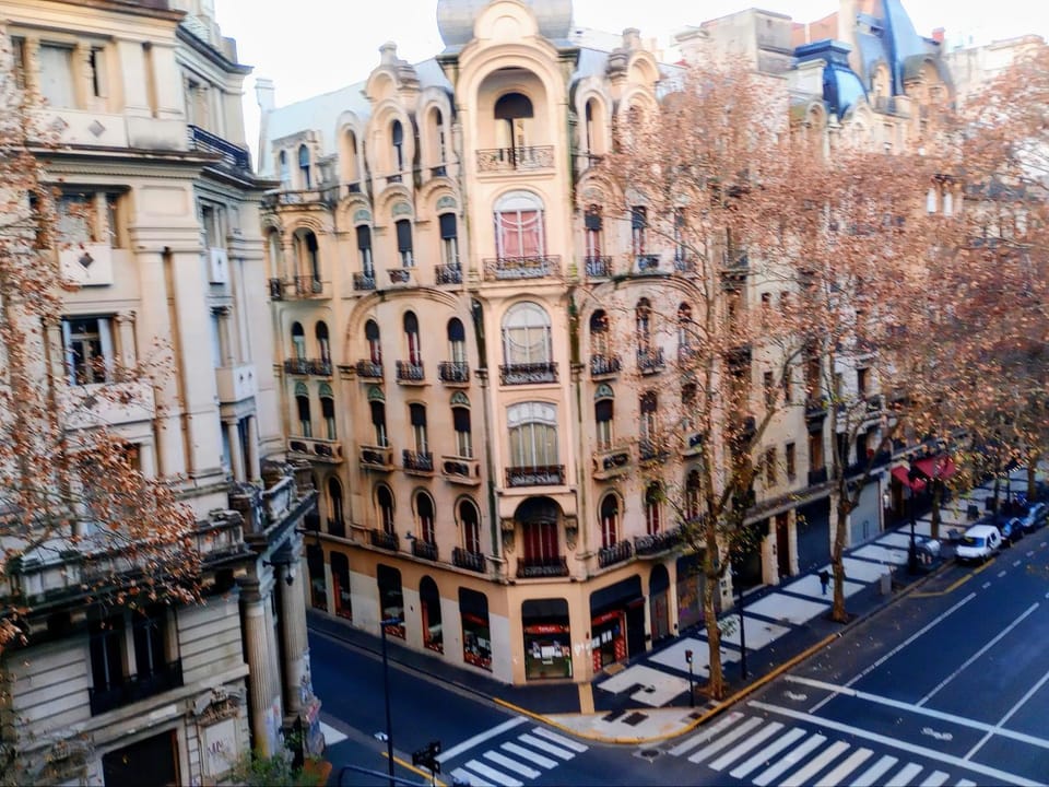 BUENOS AIRES SOLEADO y CENTRAL Apartment in Buenos Aires