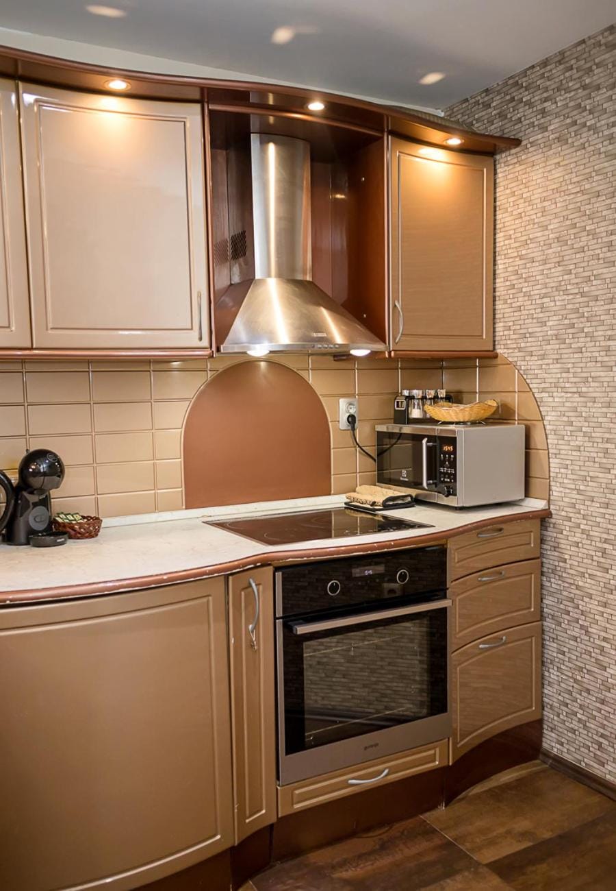 Coffee/tea facilities, Kitchen or kitchenette, dishwasher, oven, stove, toaster