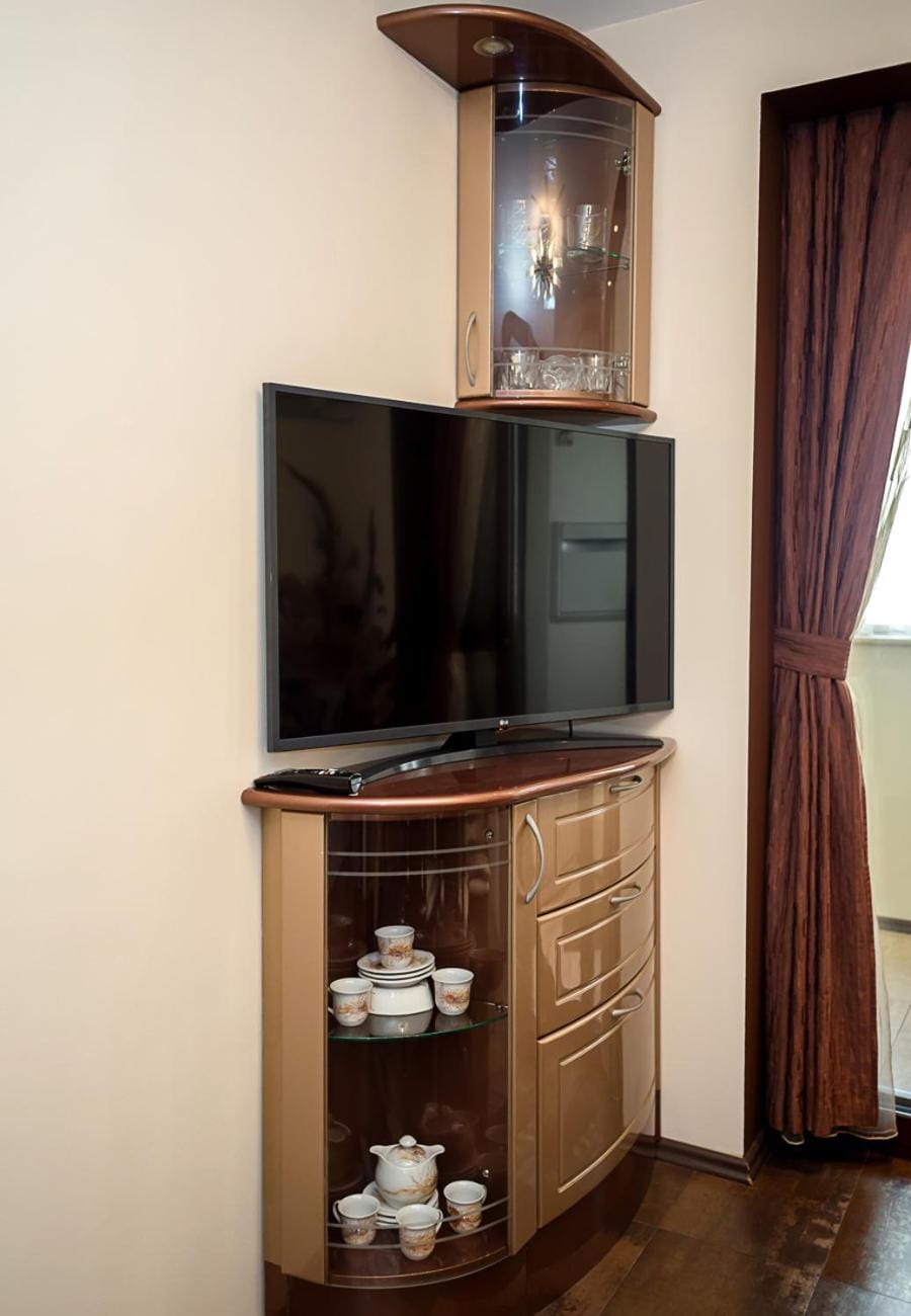 TV and multimedia, Coffee/tea facilities, Kitchen or kitchenette