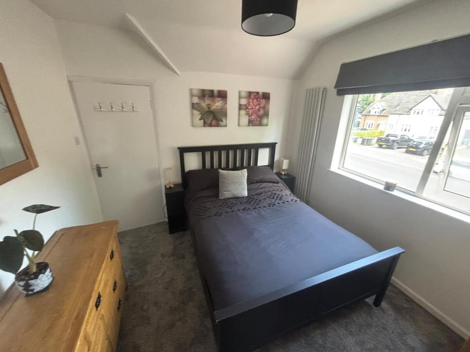 3 bed home - Stratford Upon Avon House in Stratford-upon-Avon