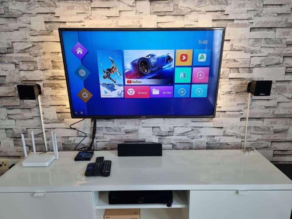 Elite Homes at i-City - WiFi TV Box and 1 Carpark House in Selangor, Malaysia