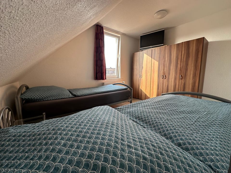 Bed, Photo of the whole room, Bedroom, wardrobe