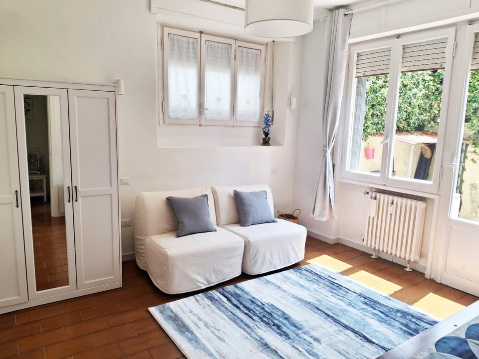 The Lily Home Apartment in Florence