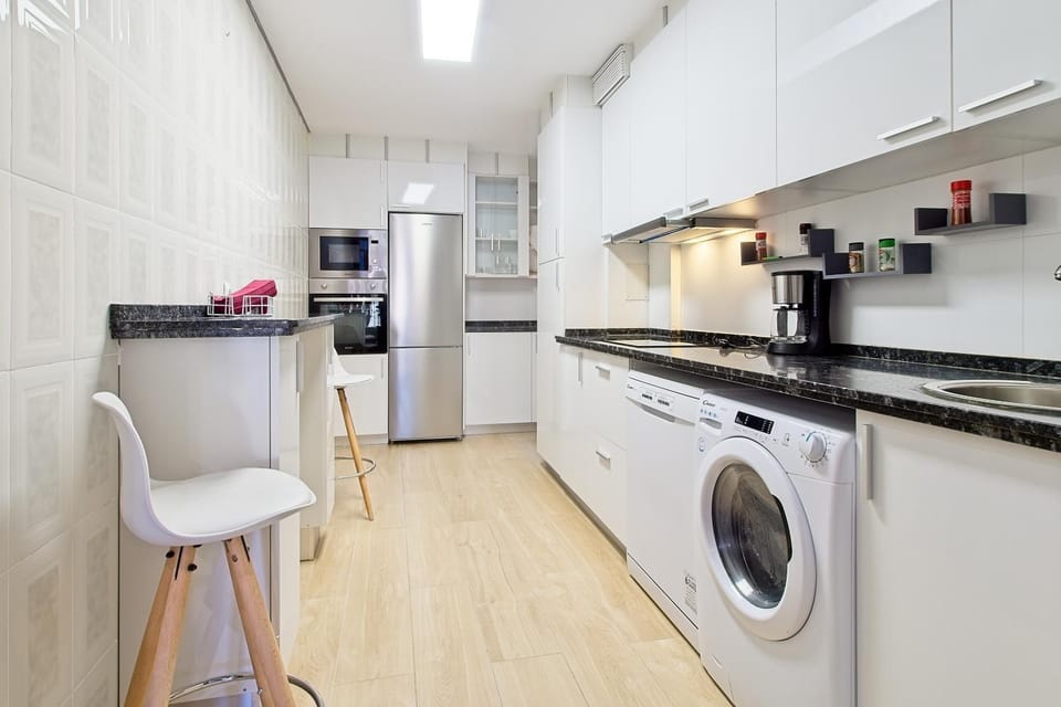 Kitchen or kitchenette, Living room