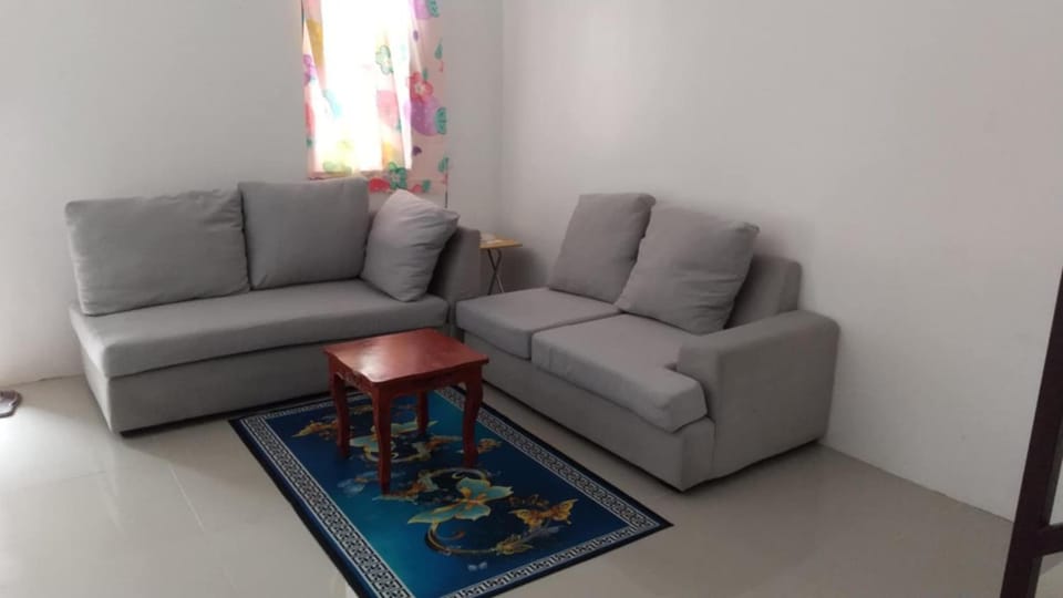 Juriz staycation Place House in Calabarzon