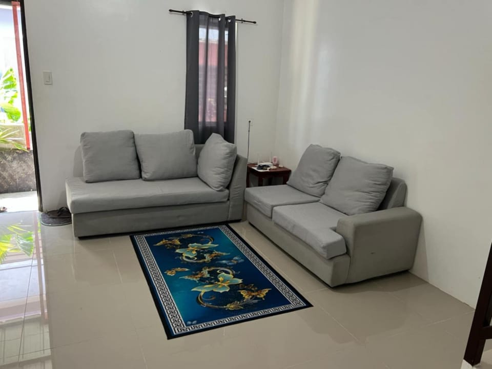 Juriz staycation Place House in Calabarzon