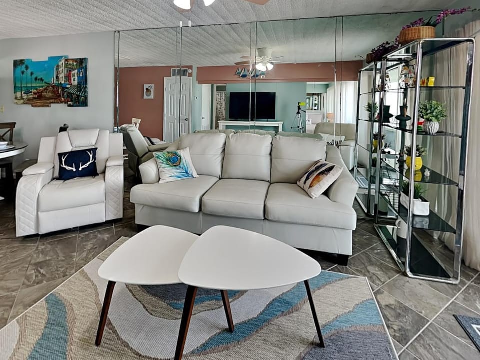Sunny Sands Apartment in Galveston Island